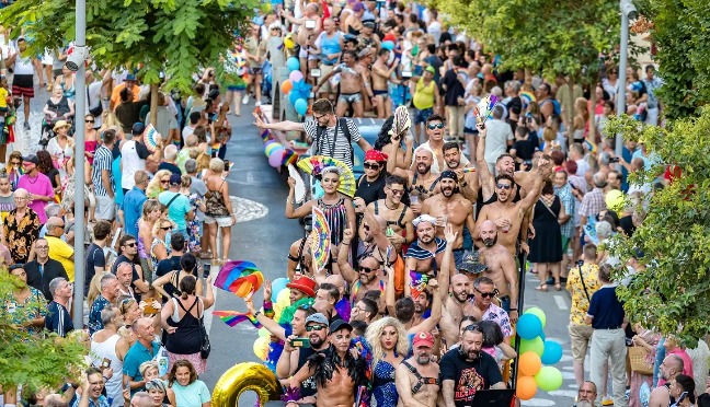 Benidorm cierra el calendario europeo del Orgullo Gay con más de 20.000 personas