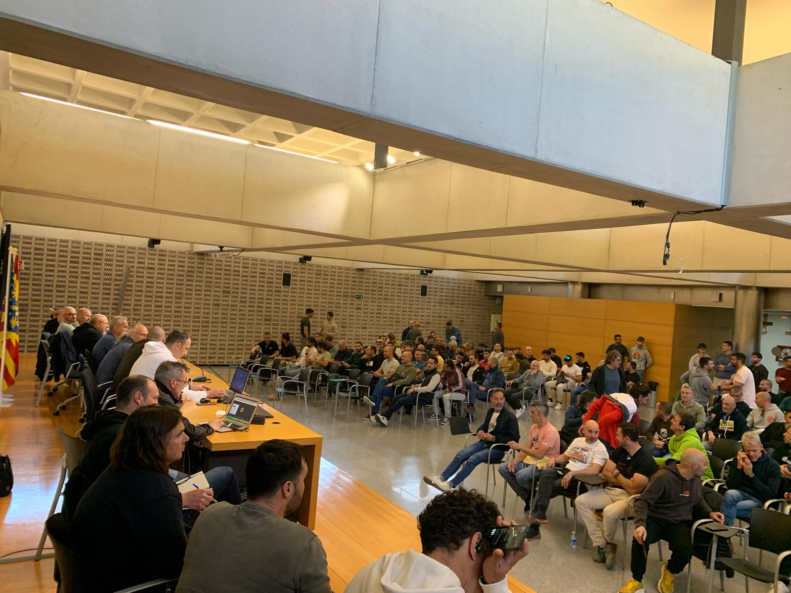 Bomberos del Consorcio se plantan: no harán más horas extra ni asistirán a cursos mientras no se atiendan sus demandas “contra la mala gestión”