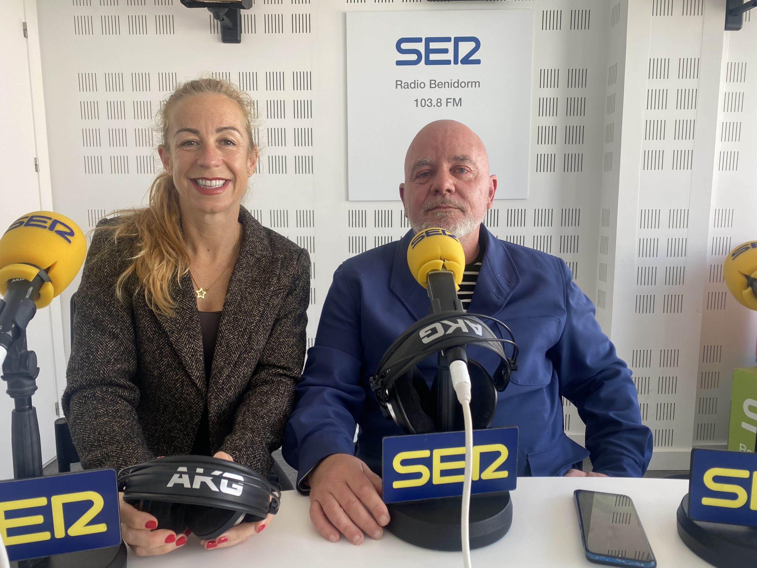 Benidorm se despide de la exposición monumental de Jiménez Deredia