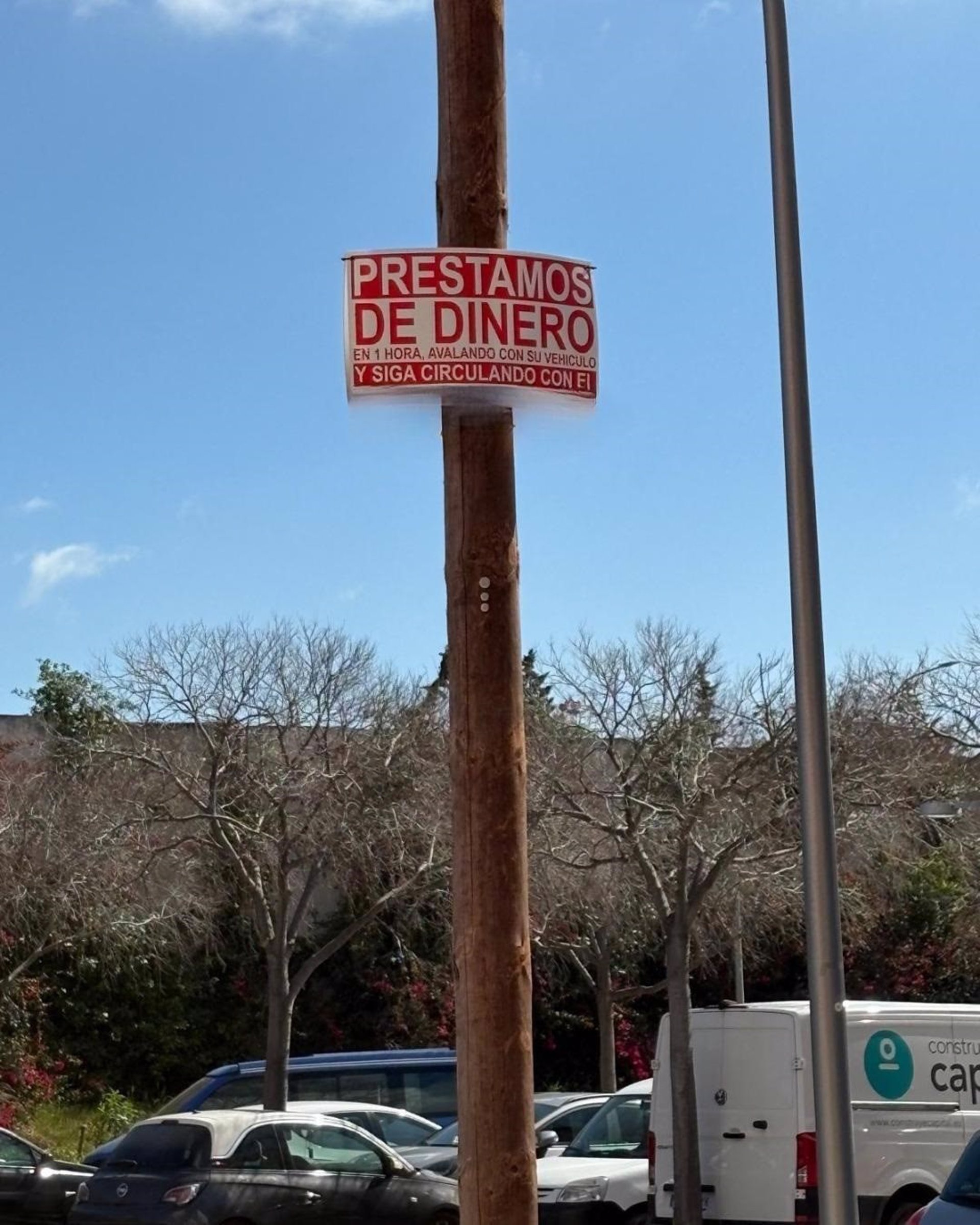 Multan con 27.000 euros a una empresa de Benidorm por poner 81 carteles publicitarios en Palma