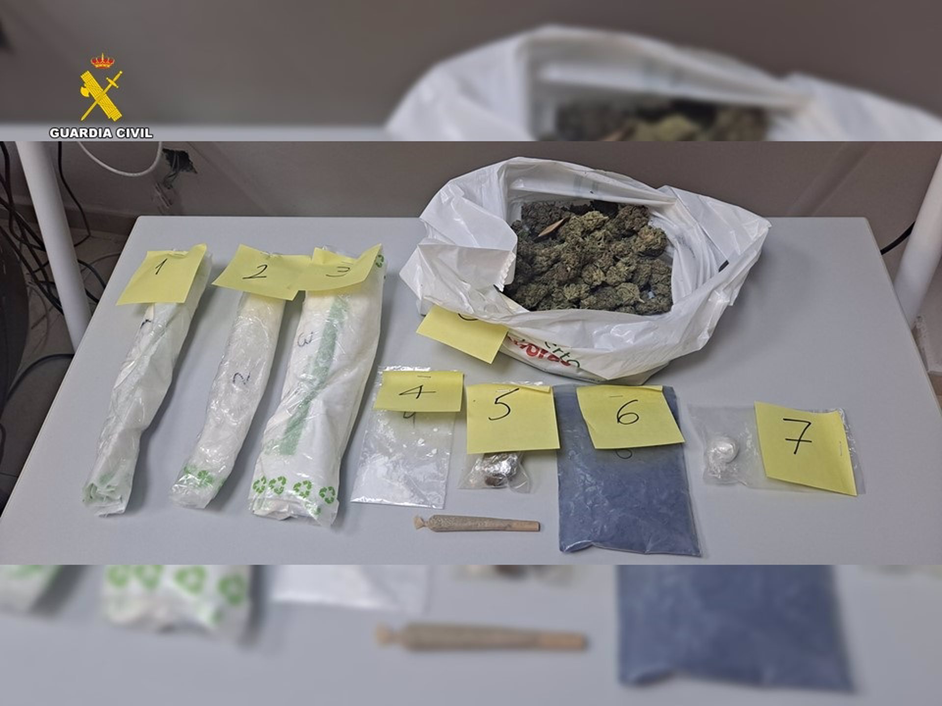 Tres detenidos en La Vila Joiosa por intentar embarcar con droga oculta hacia Ibiza