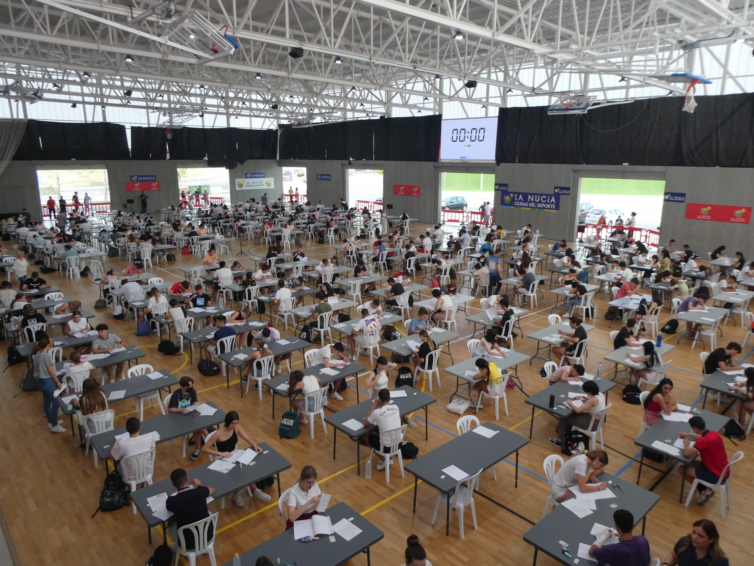 Así se reparten los estudiantes de Benidorm y la Marina Baixa durante la selectividad