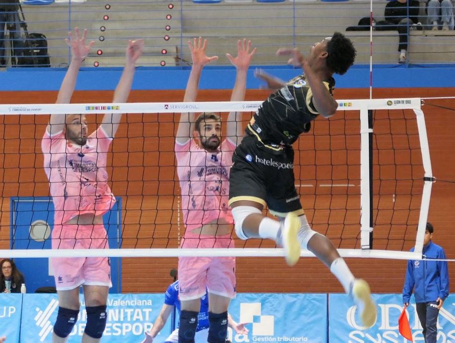 El Servigroup Benidorm visita a un Almería en horas bajas