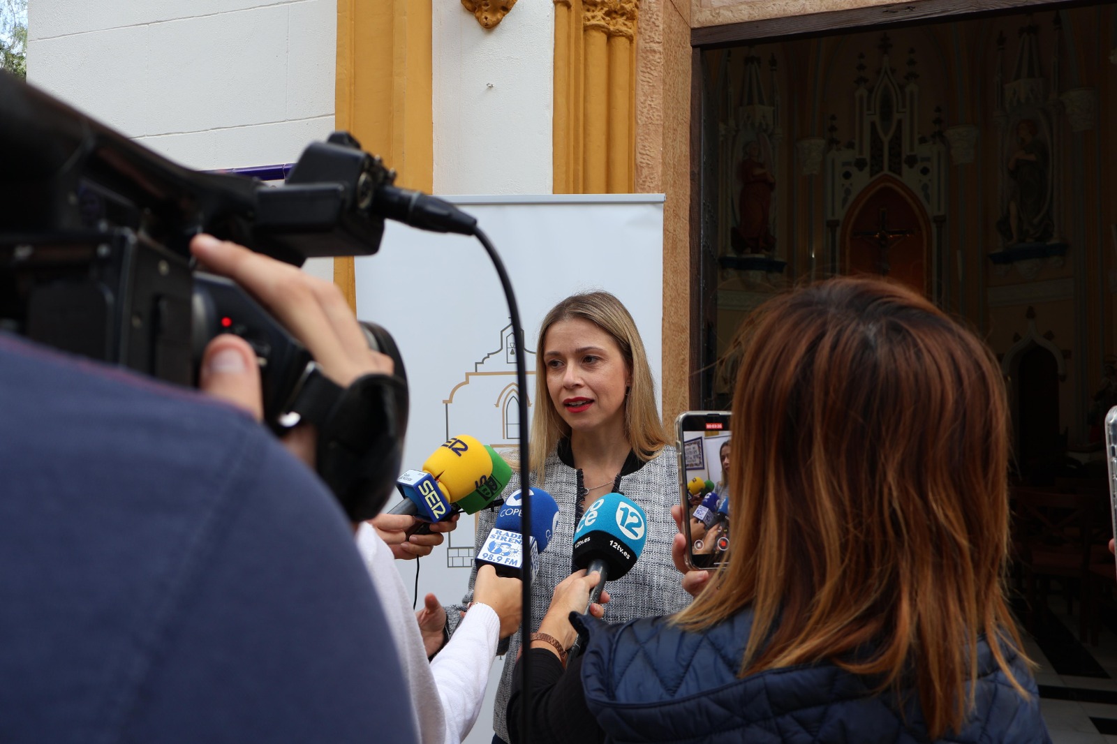 Nati Algado será la alcaldesa de Finestrat en sustitución de Juanfran Pérez Llorca