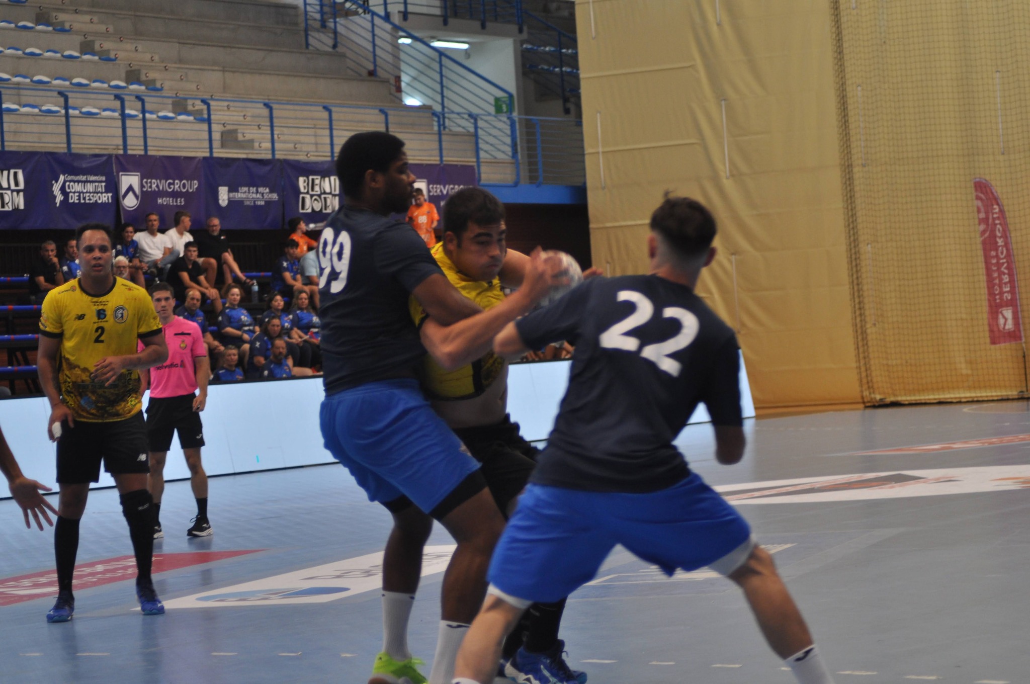 El Balonmano Servigroup Benidorm y Feliciano Nunes separan sus caminos