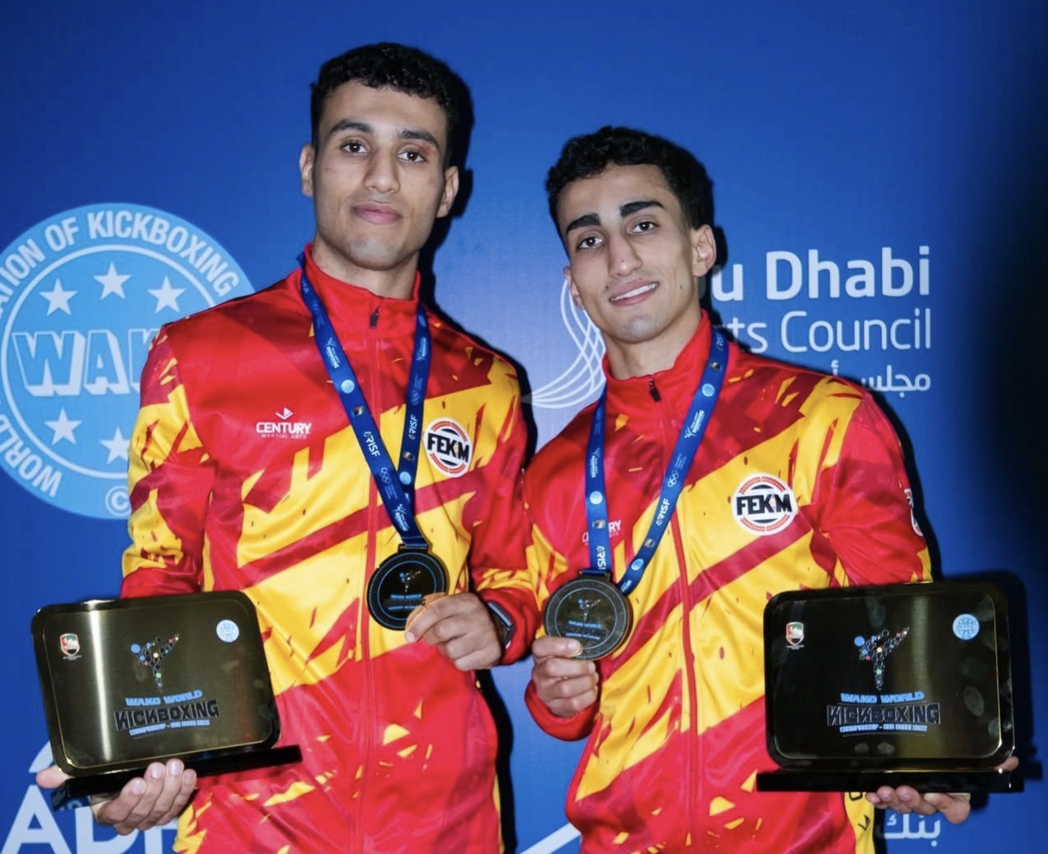 Yassine y Bahaa Talhaoui: talento, esfuerzo y empeño para llegar a la élite mundial del kickboxing desde La Vila Joiosa