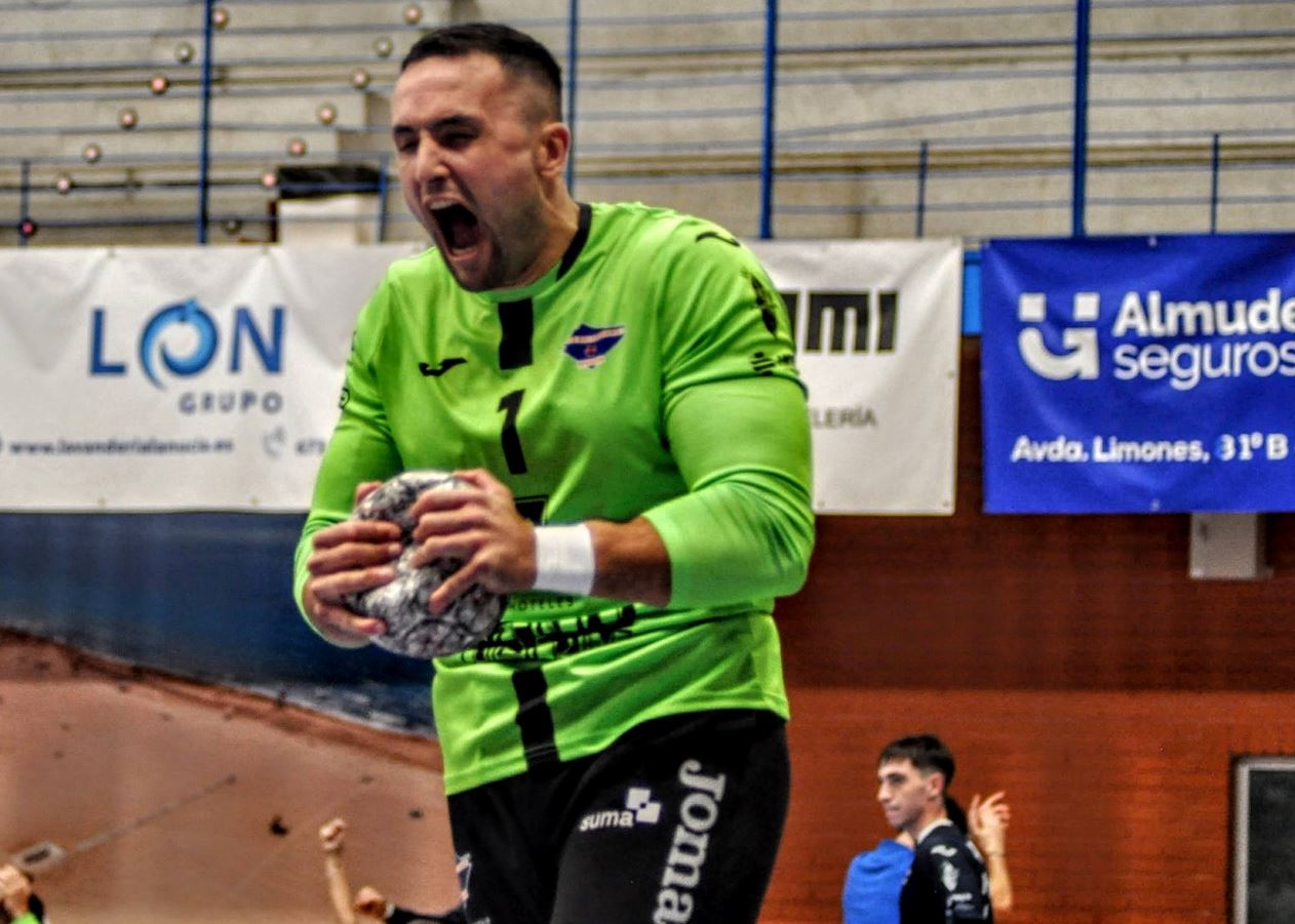 El Balonmano Servigroup Benidorm viaja a Sagunto para igualar su mejor racha
