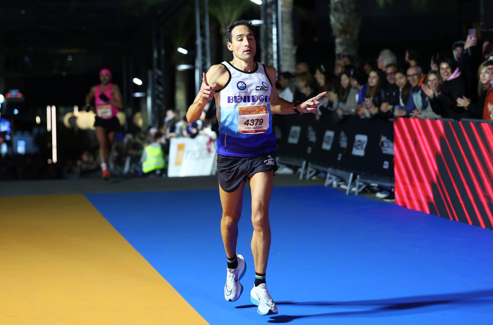 Juanan Fernández: “Alguna vuelta al mundo corriendo ya he acumulado”