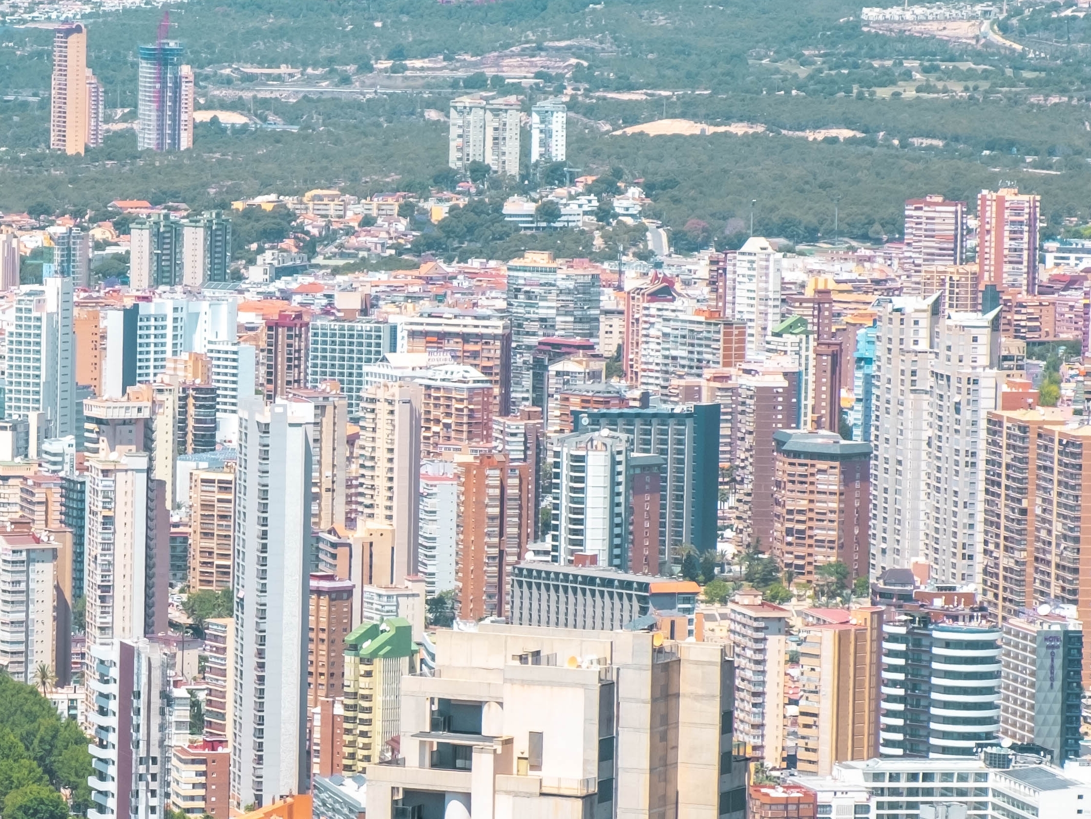 Benidorm es la tercera ciudad de España que más crece y supera por primera vez el umbral de los 75.000 habitantes