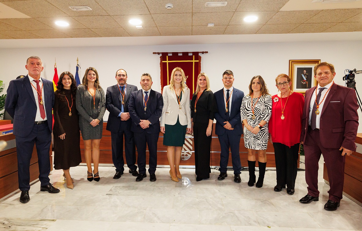 Finestrat reorganiza el gobierno local y crea por primera vez la Concejalía de Protección Animal