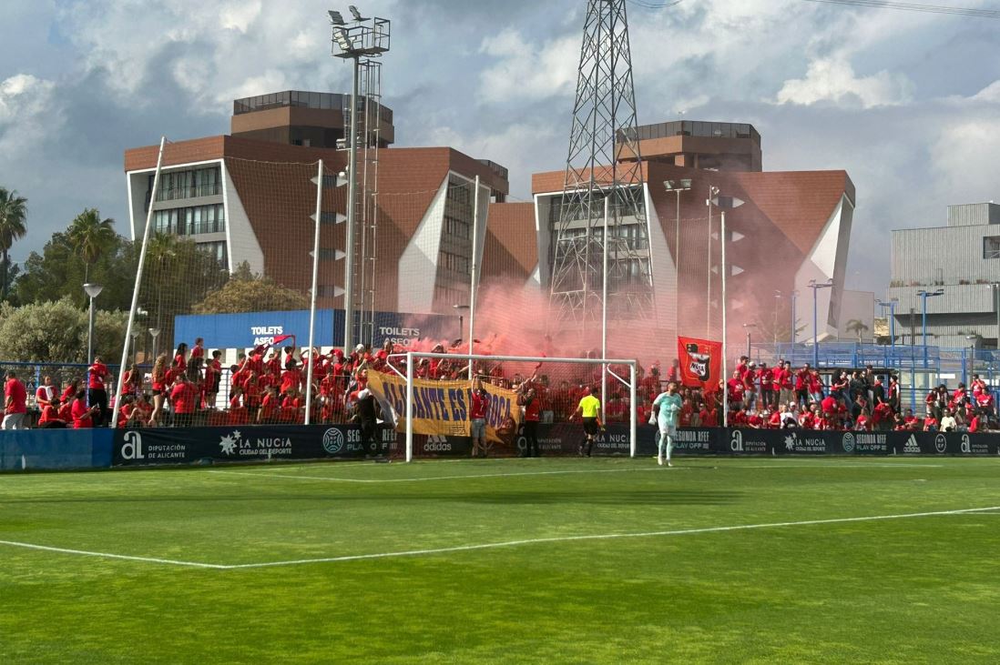 La Nucía sigue en racha y duerme a un punto de la promoción de ascenso