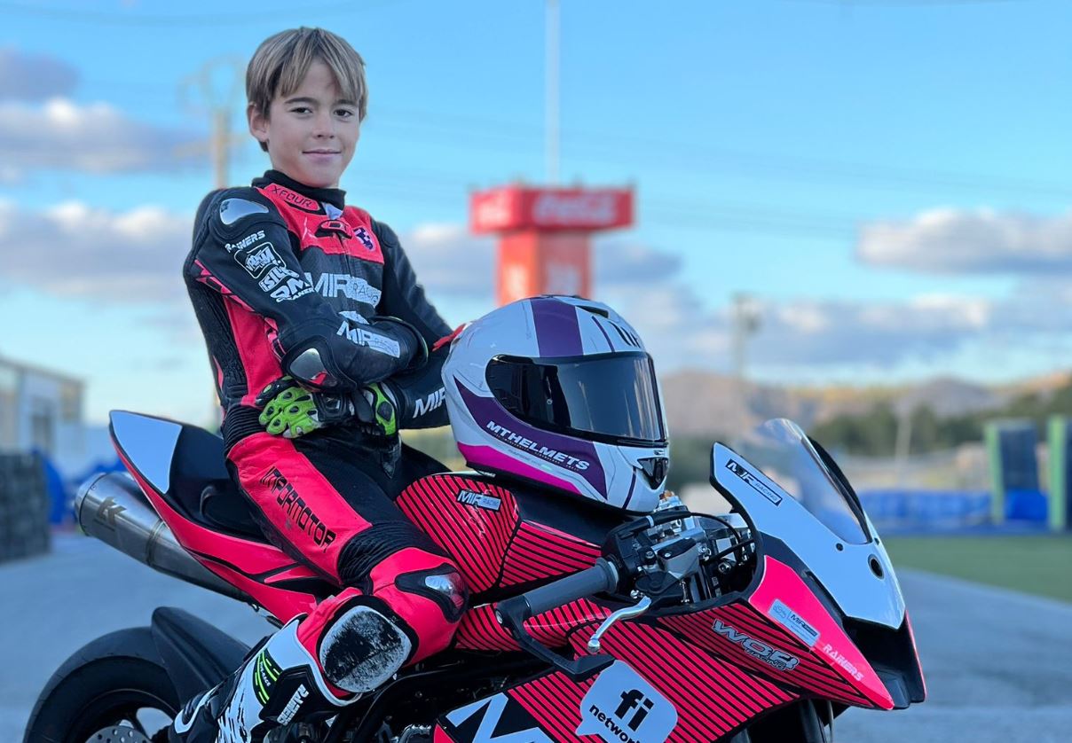 Omar Albiñana: Ocho años, una moto y un sueño que va muy en serio