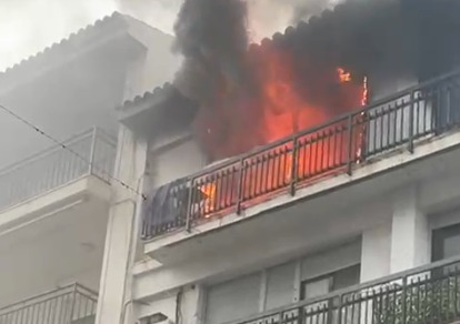El incendio de un edificio en el centro de Altea obliga a desalojar a una decena de vecinos
