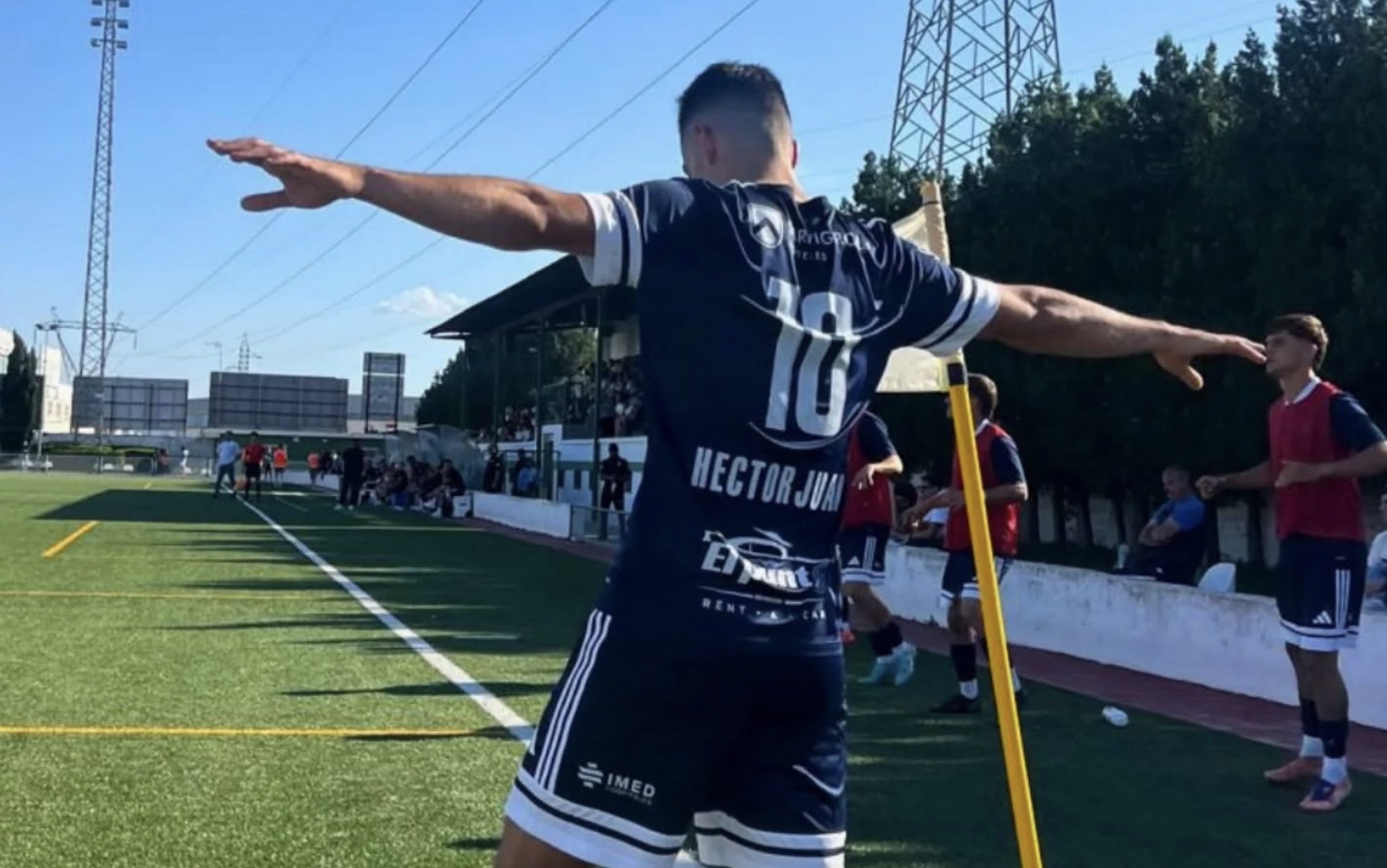 El Benidorm tropieza y pone el ascenso al rojo vivo