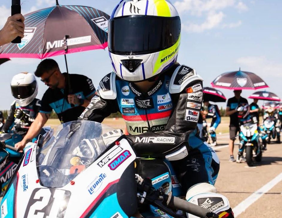 Omar Albiñana debuta con podio en Zuera