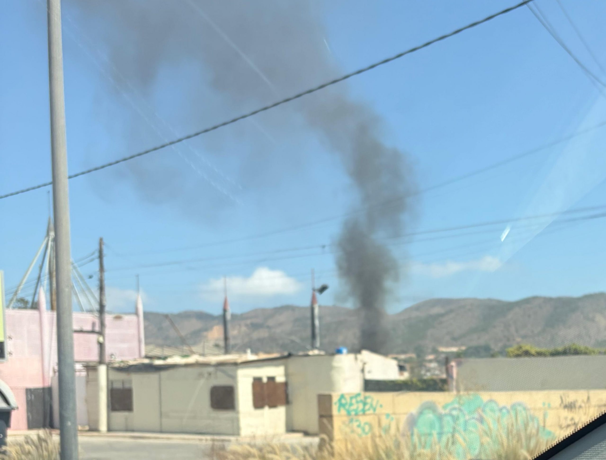 Extinguido en pocas horas el conato de incendio de vegetación en la huerta de Benidorm