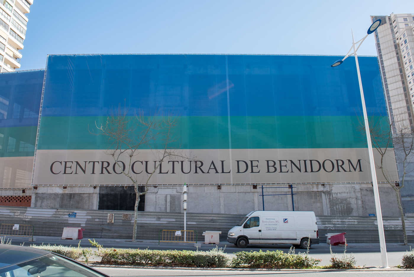 La Generalitat y el Ayuntamiento de Benidorm firman el convenio para la construcción de la segunda fase del centro cultural de la localidad