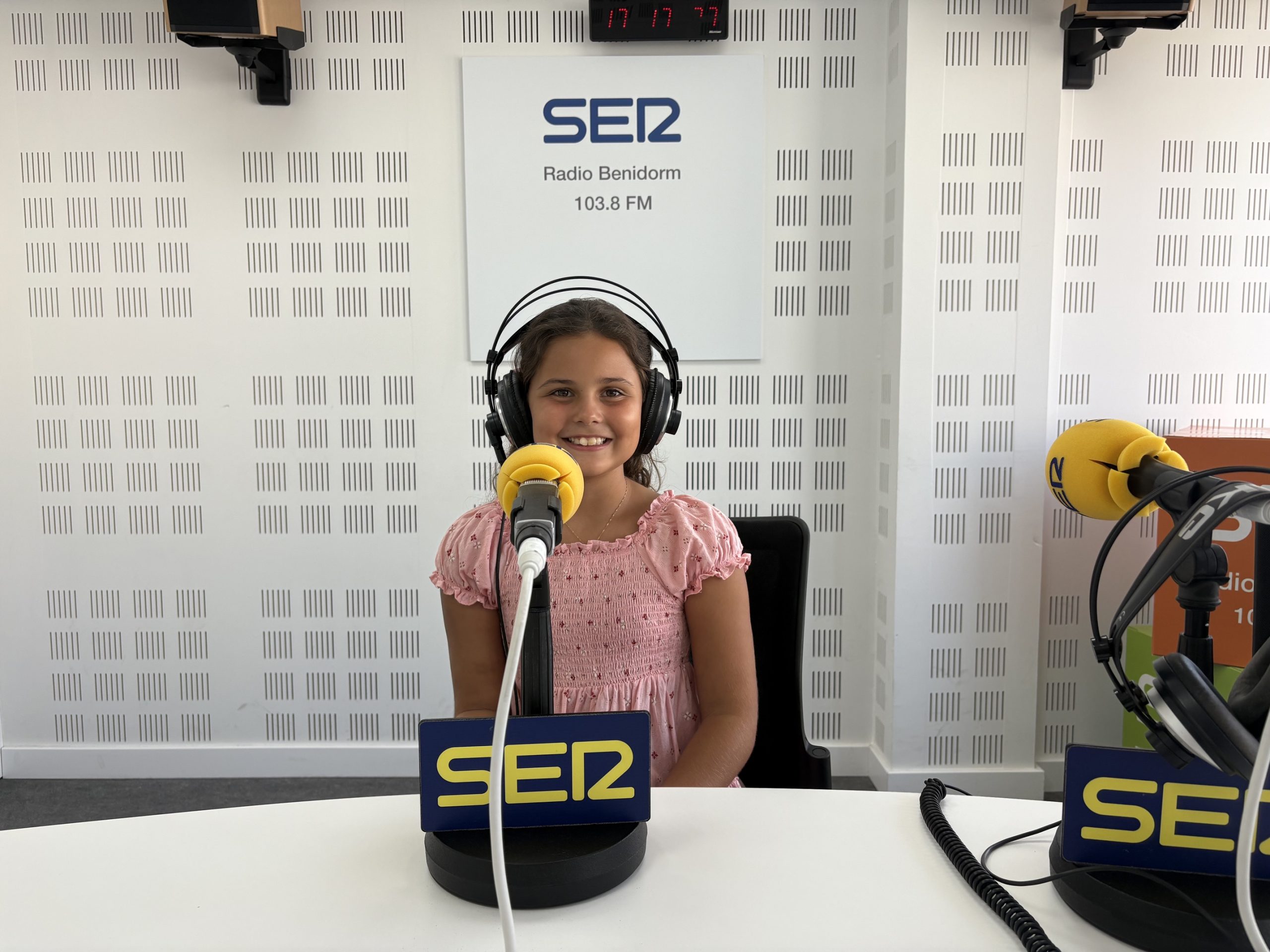 Carmen Guillén: «Yo ni sabía que estaba apuntada y, cuando dijeron mi nombre como reina, me quedé en blanco»