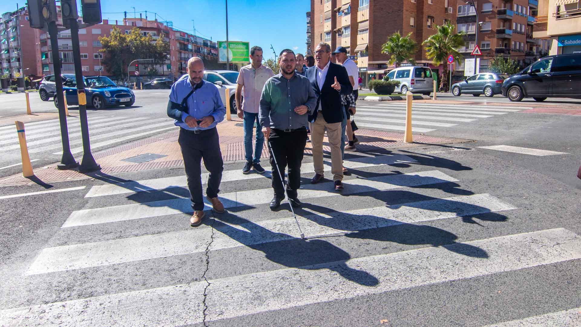 Primer semáforo en Benidorm con control desde el móvil para las personas ciegas